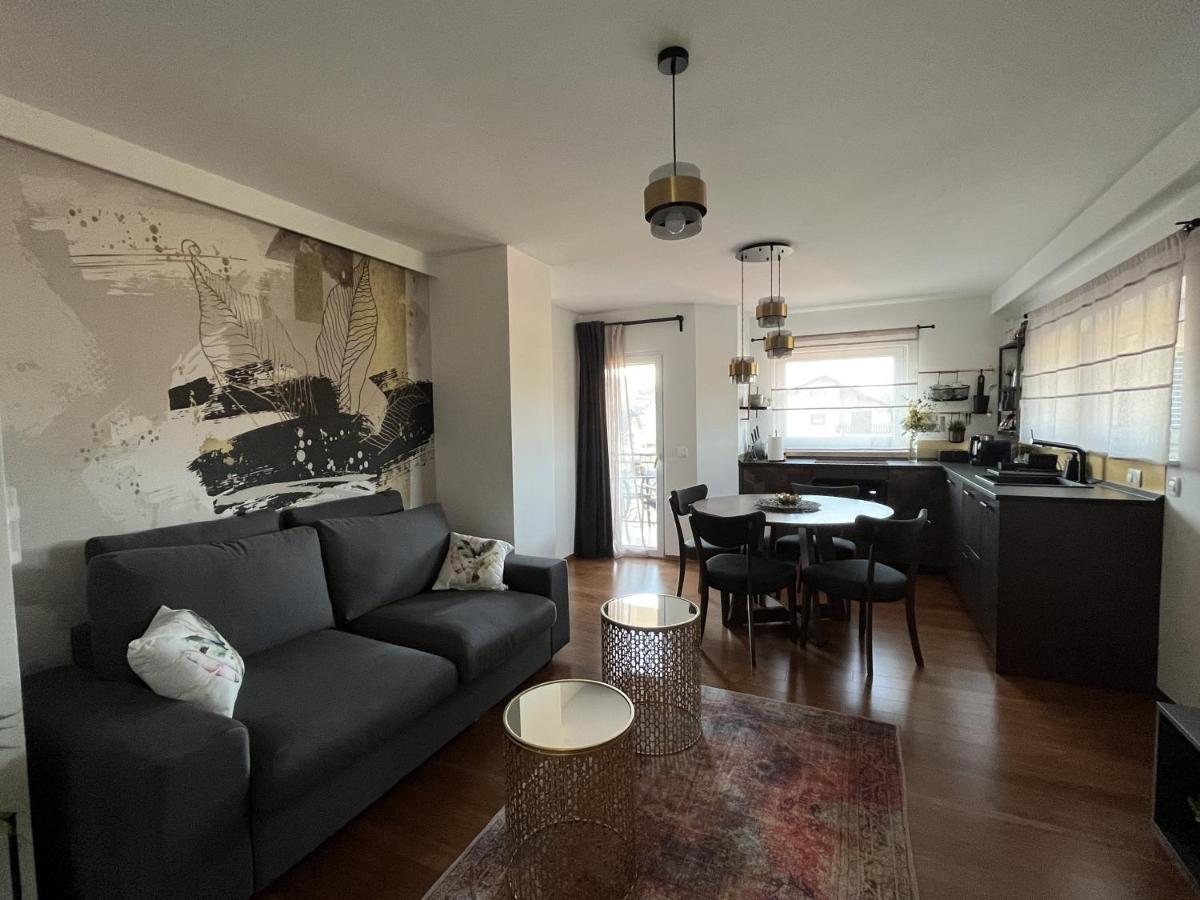 Apartamento Kaj-Lux Tuheljske Toplice Exterior foto