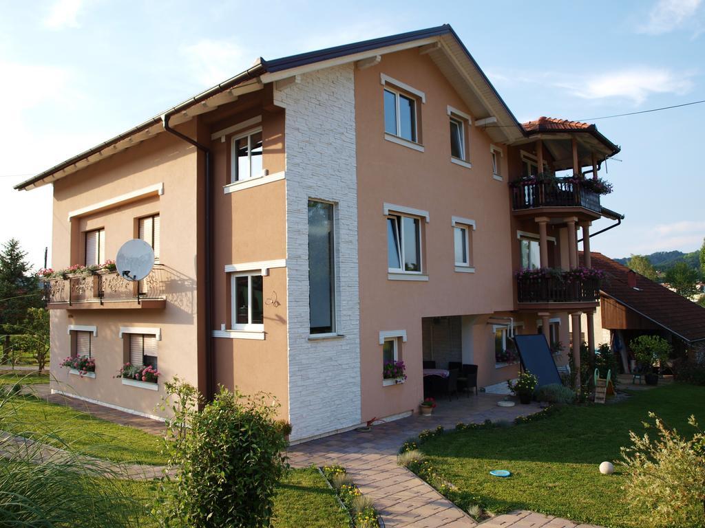 Apartamento Kaj-Lux Tuheljske Toplice Exterior foto
